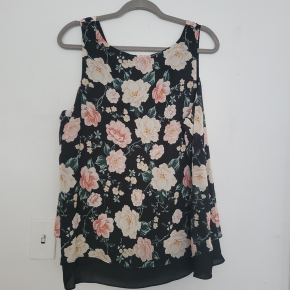 NWT Torrid Floral Chiffon Double Layer Tank | 1X - Picture 5 of 6